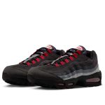Nike x Liverpool F.C. Air Max 95 OG 'Black Gym Red' Sneakers - Image 2
